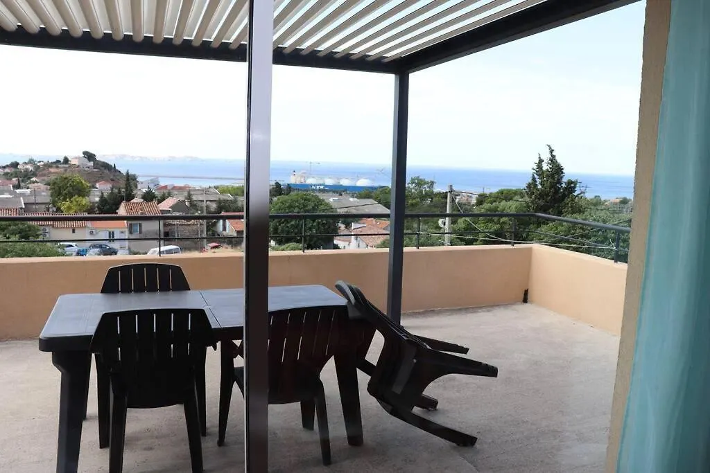 Estaque Cozy Nest With A Magical View Of The Sea Lägenhet Marseille Frankrike
