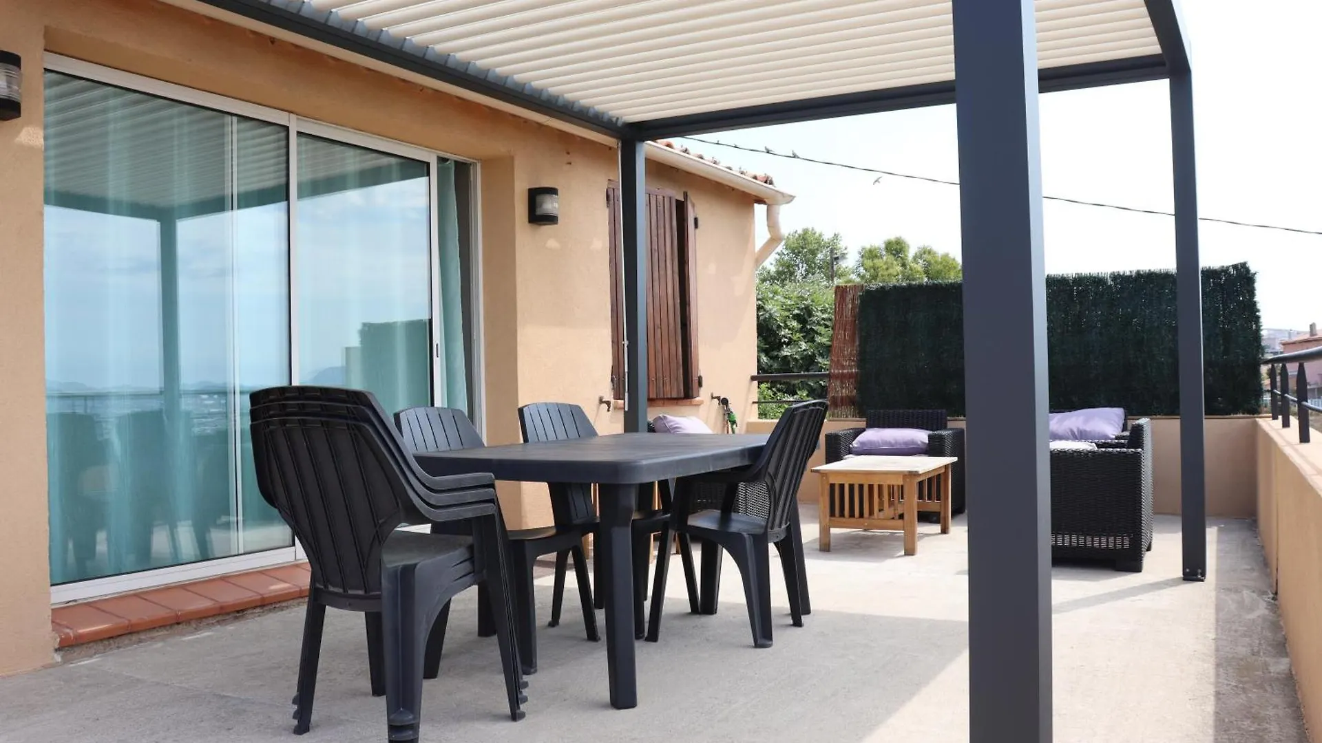 Ferienwohnung Estaque Cozy Nest With A Magical View Of The Sea Marseilles Apartment