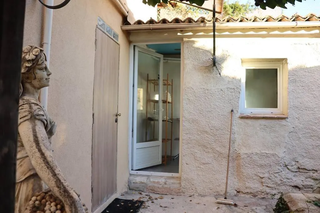 Ferienwohnung Estaque Cozy Nest With A Magical View Of The Sea Marseilles Apartment